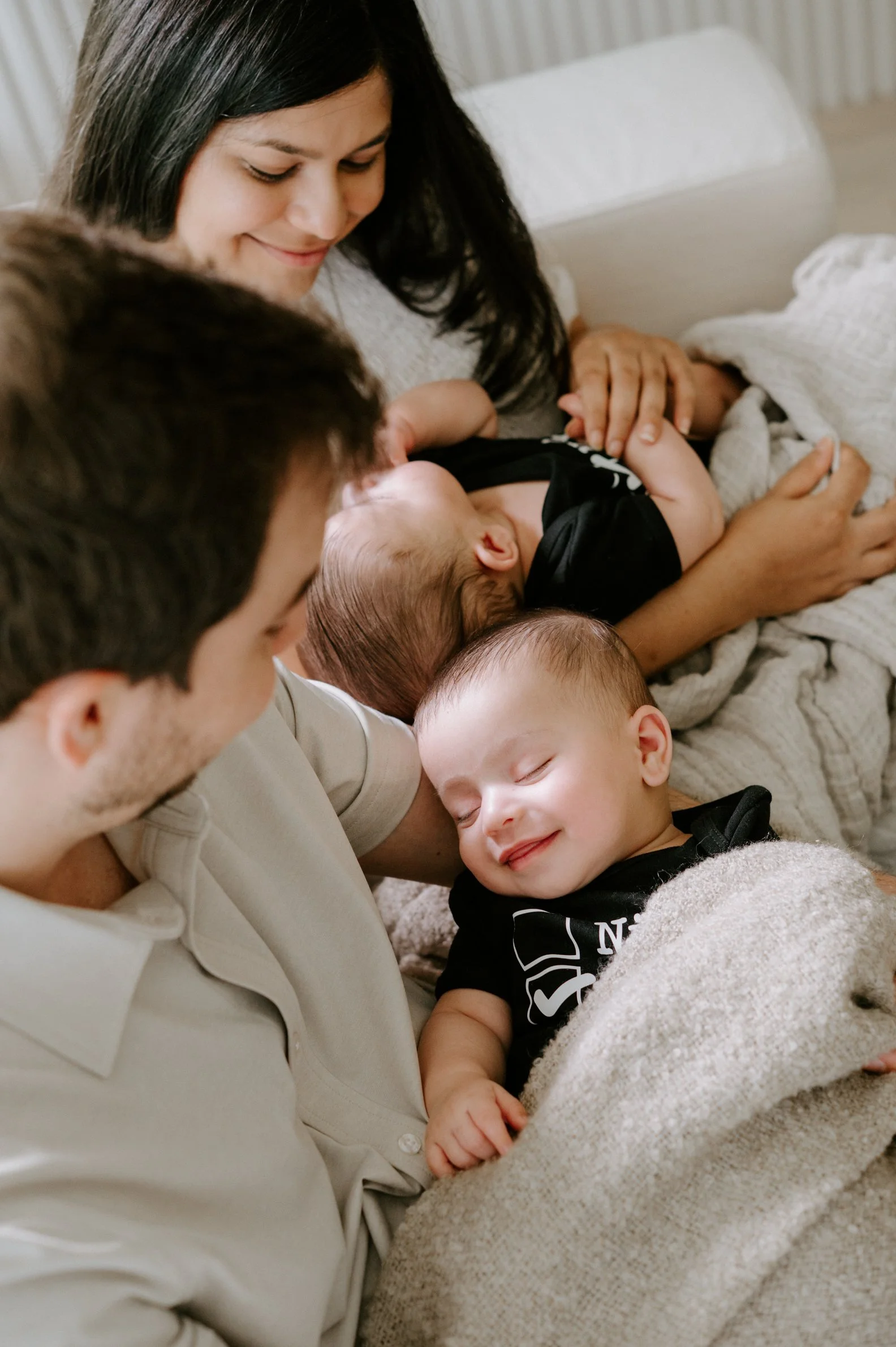 newborn photo session with identical twins