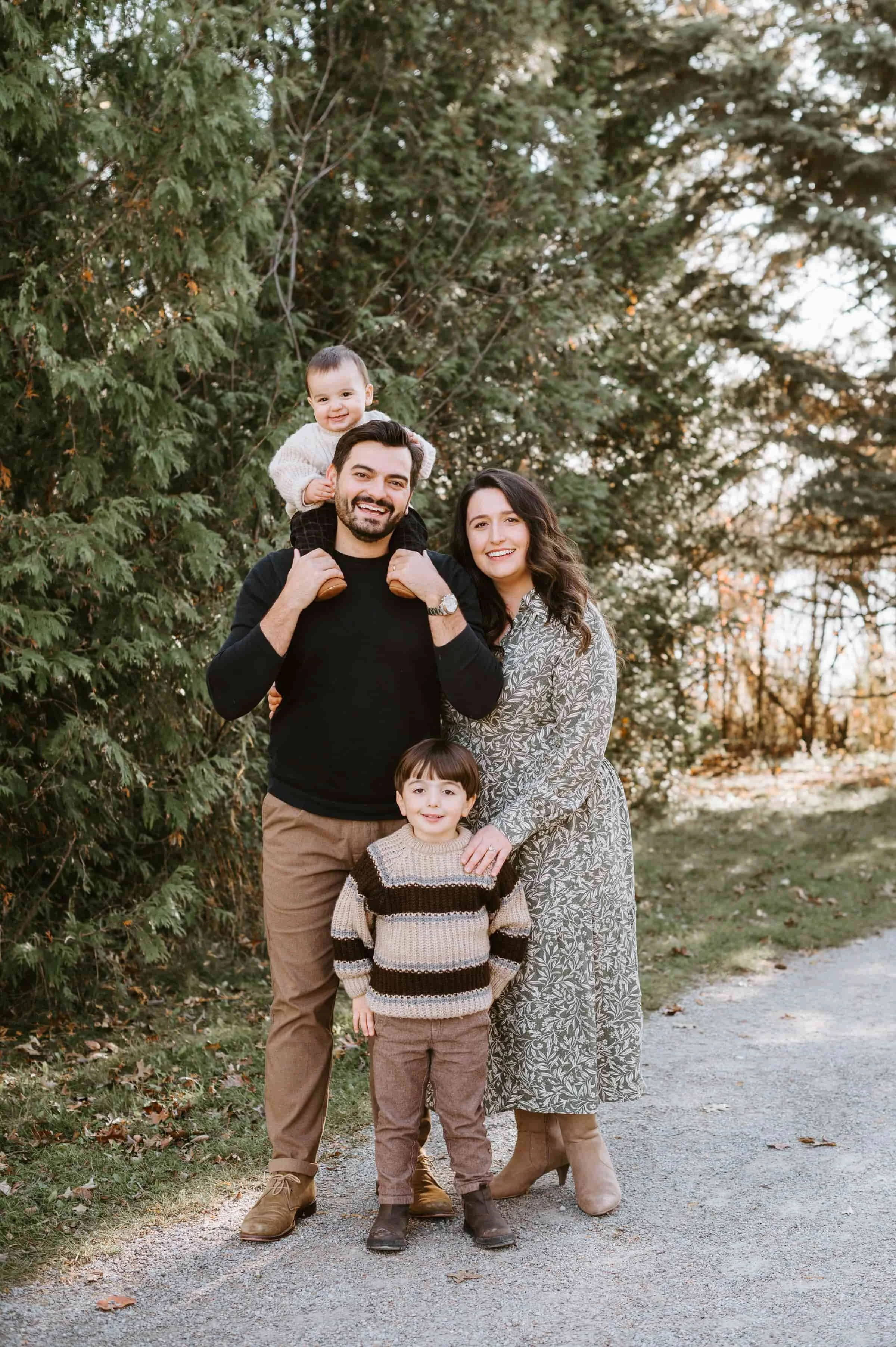 outdoor family photoshoot