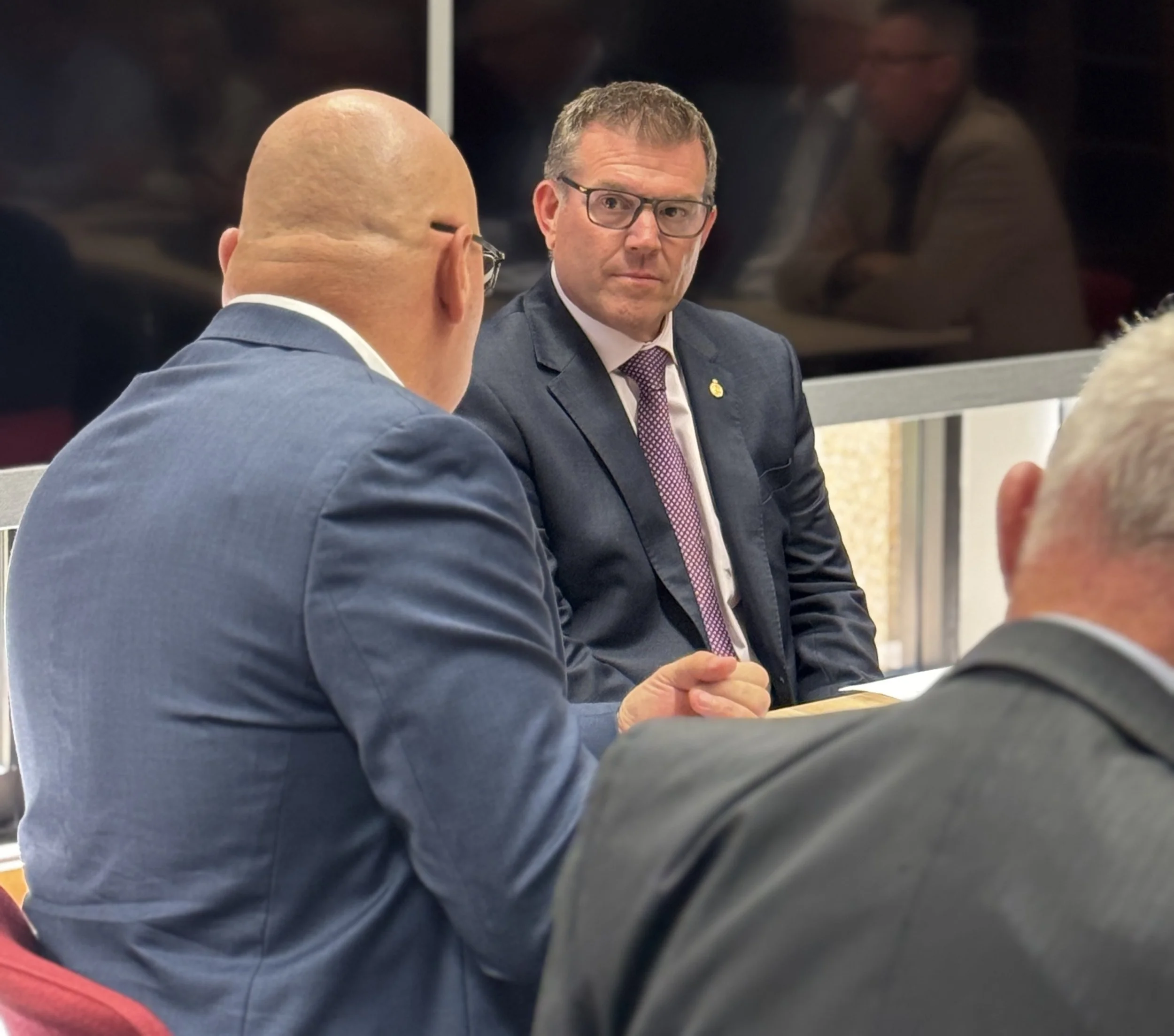 2502 Dugald Saunders (centre) with RCNSW board members (cropped).JPG