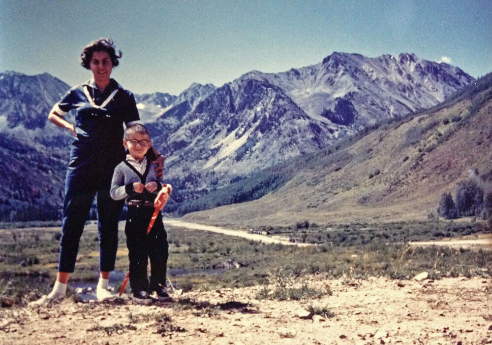 Ralph as a child with his mother Sonja Böhne in Colorado
