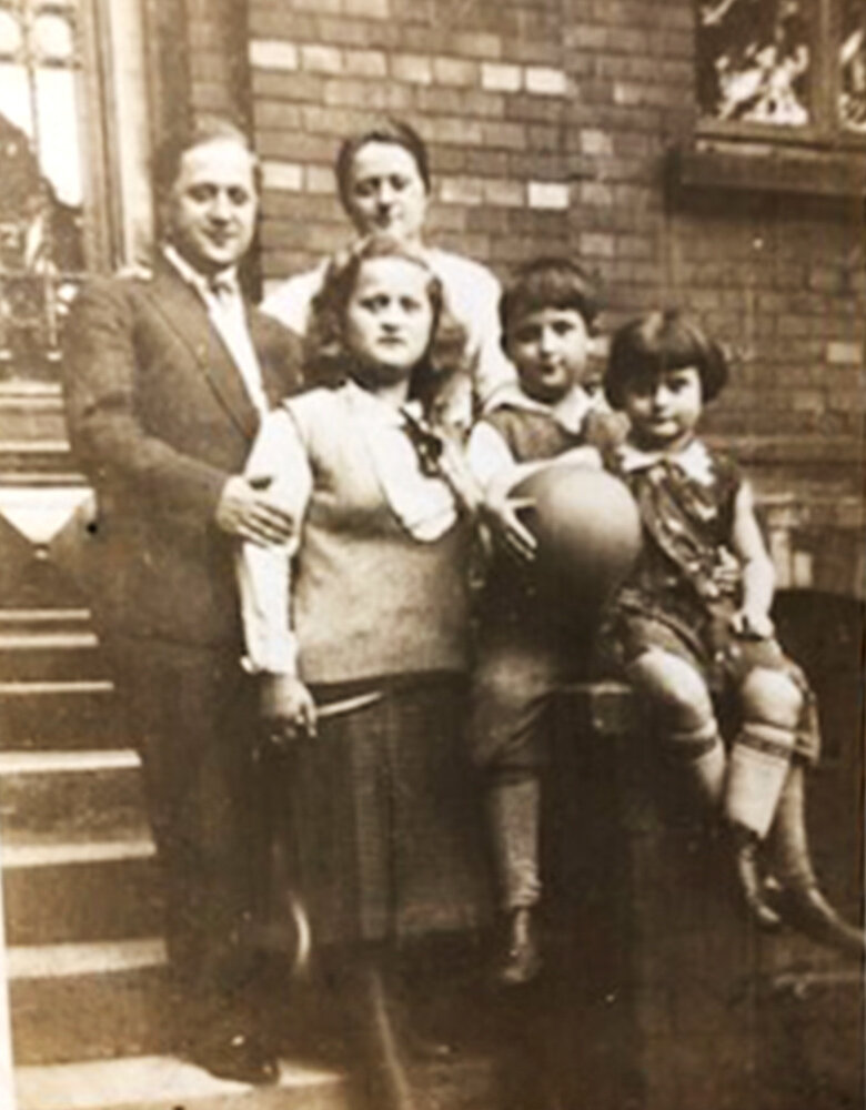 Beny’s Uncle Israel Alter and family and Regina Sobol, Beny’s mother