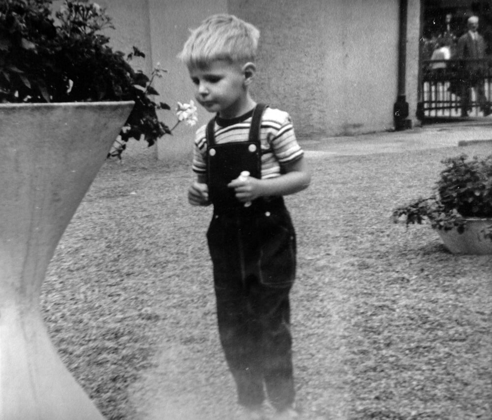 Ralph as a child of 3 years, visiting Germany 