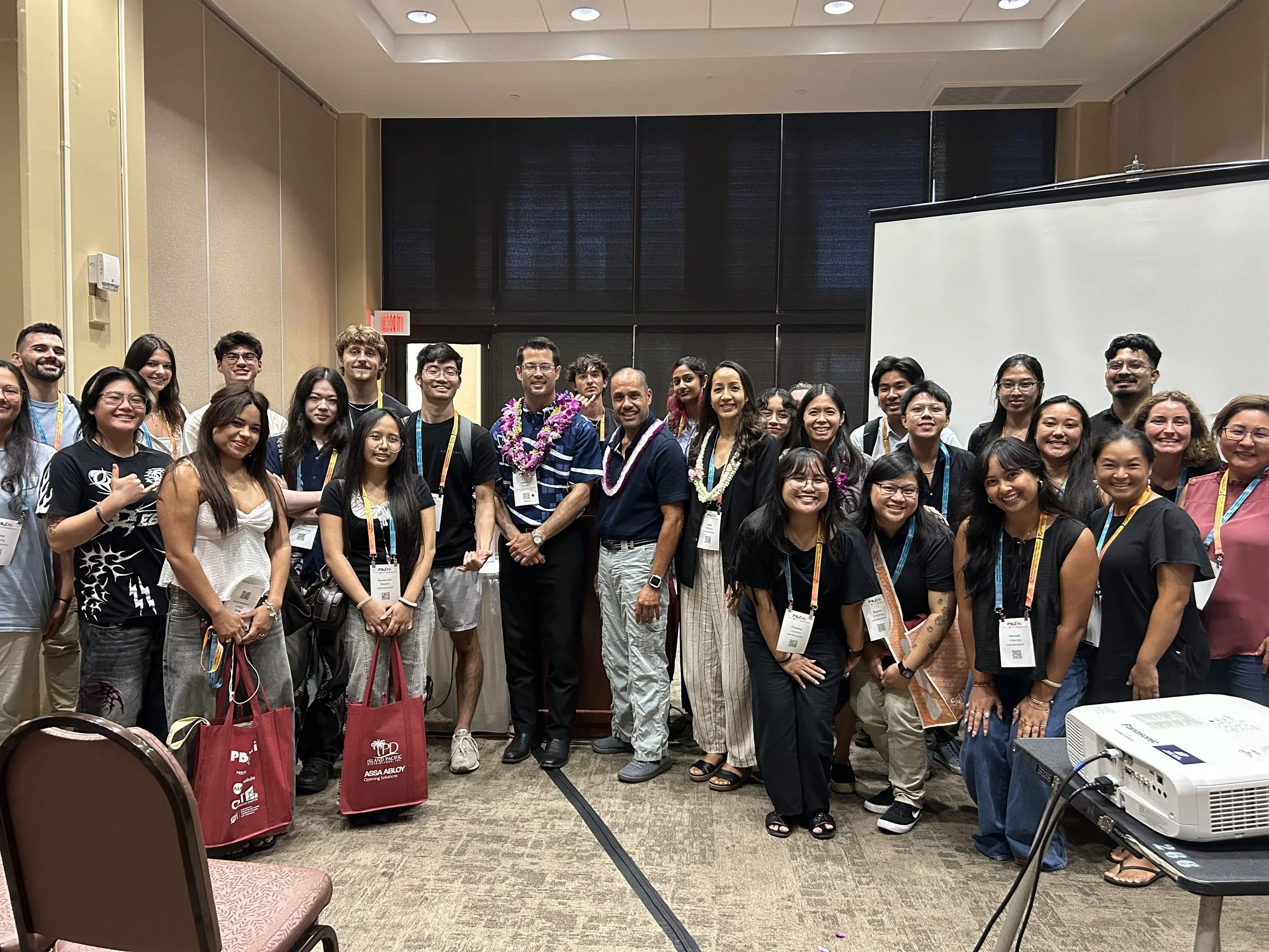 UHCDC_and_ARCH_416_class.jpg