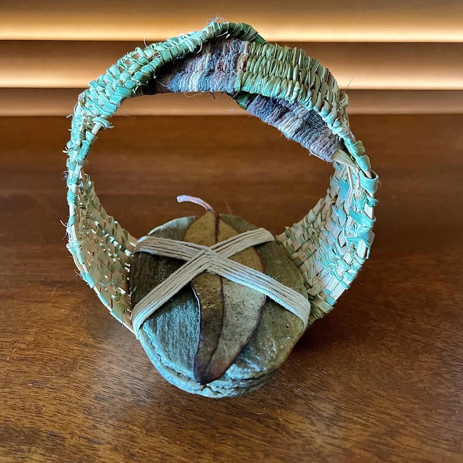 Another rock wrapping learning journey, which I am using to embellish this lovely little piece, by Elisabeth Allen. I received it at the #nationalbasketrygathering2025 Basket Swap, but It didn&rsquo;t want to sit up on its own, and needed a weight!

