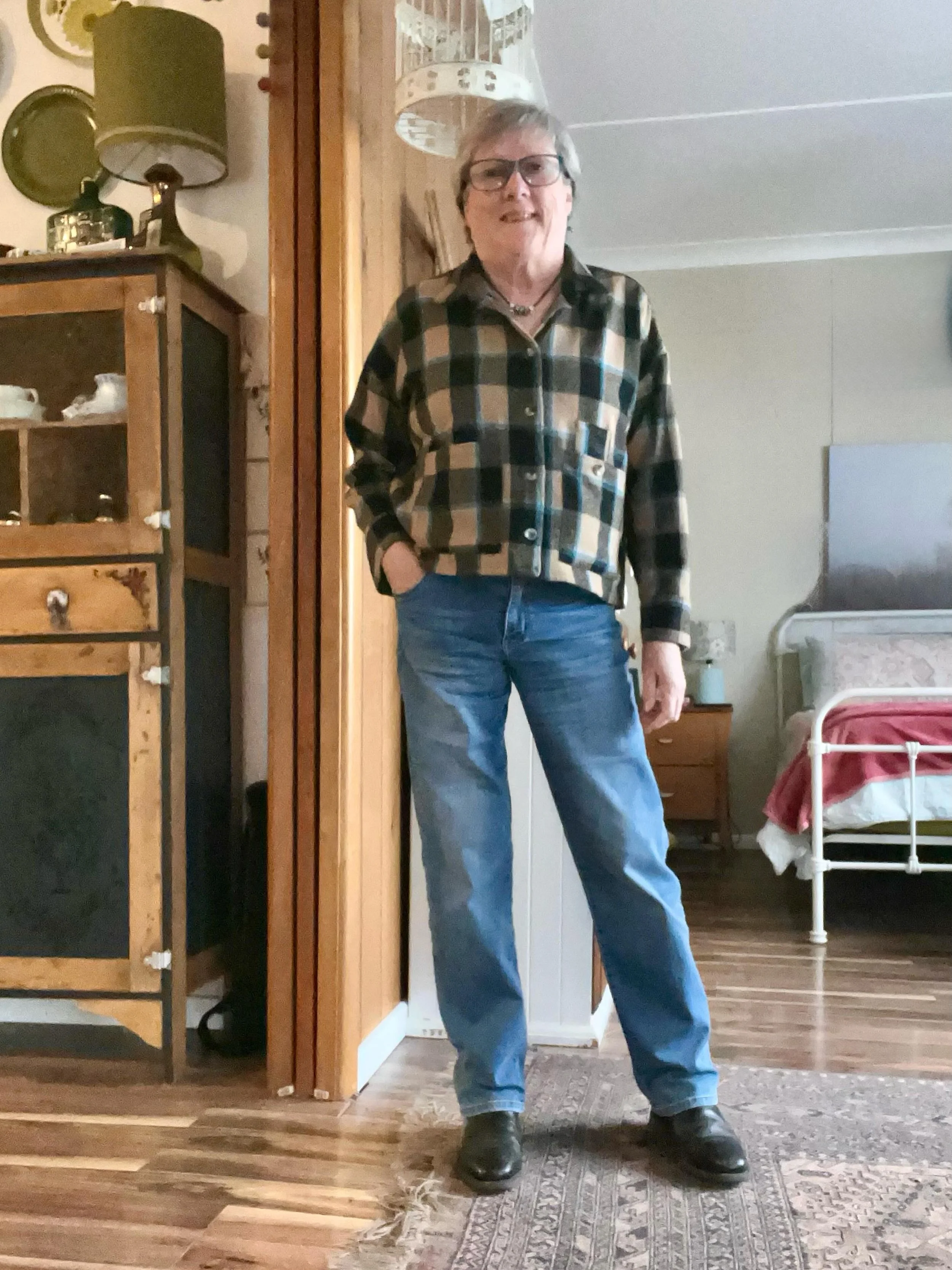 Me Made May | 8 ~ I am loving the casual, wet and wintery vibe today, wearing my @modern_sewing_co  #overshirt ~ a versatile tailored shirt/jacket/shacket pattern, in a lovely checked wool blend from @drapersfabrics, with denim jeans and my favourite