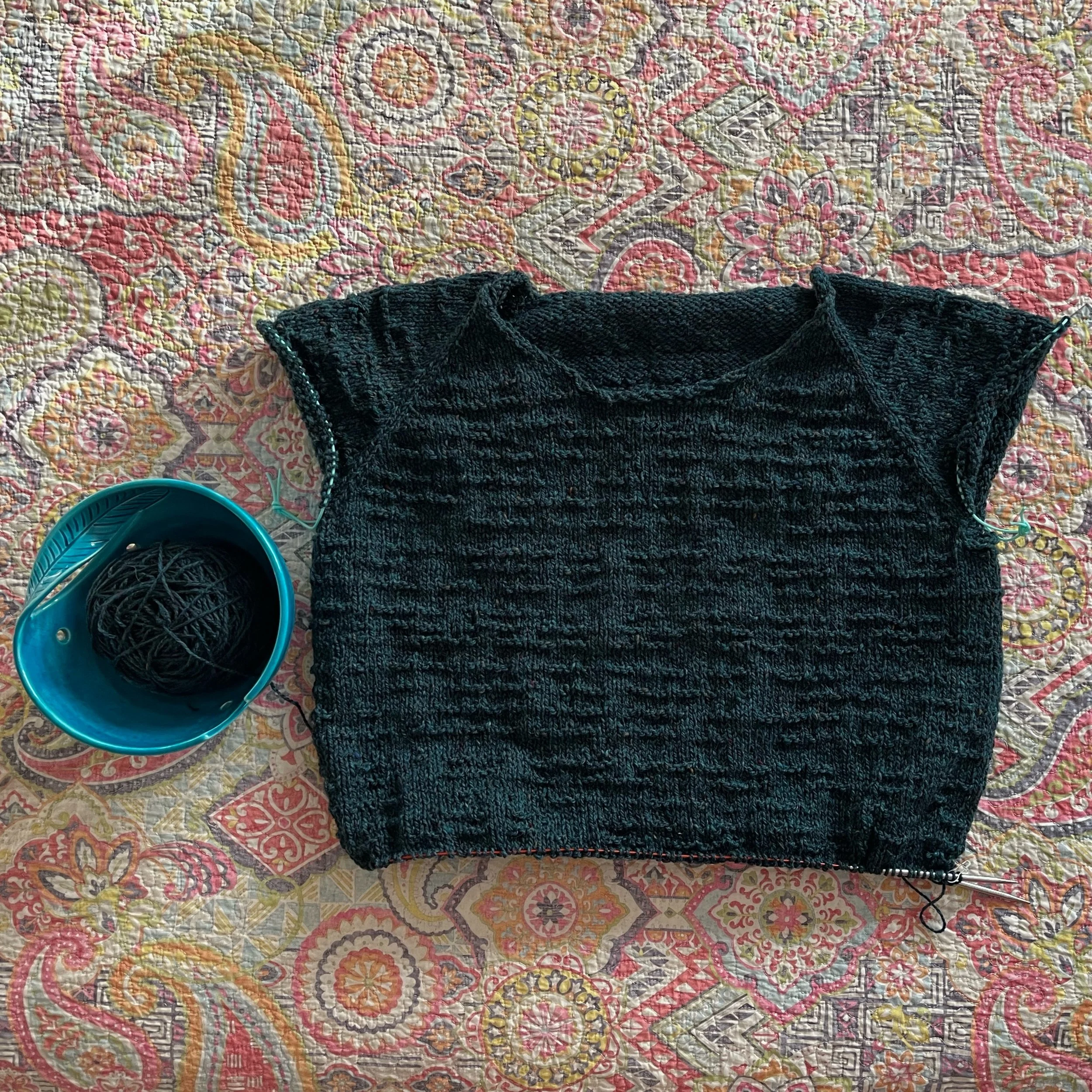 Wednesday work in progress #wipwednesday ~ Can you crack the code? My Morse Code sweater is progressing, complete with secret messages embedded in the pattern! 

Did you know that knitting has a surprisingly intertwined history with the world of espi
