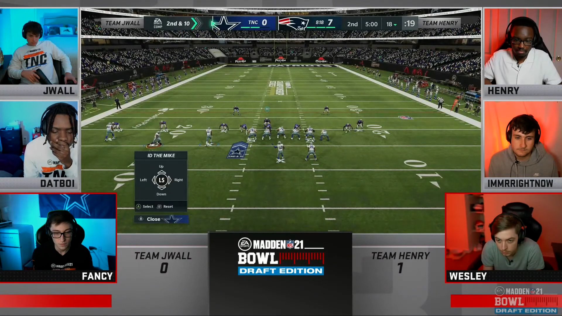 madden21bowl1v1withteam.jpg