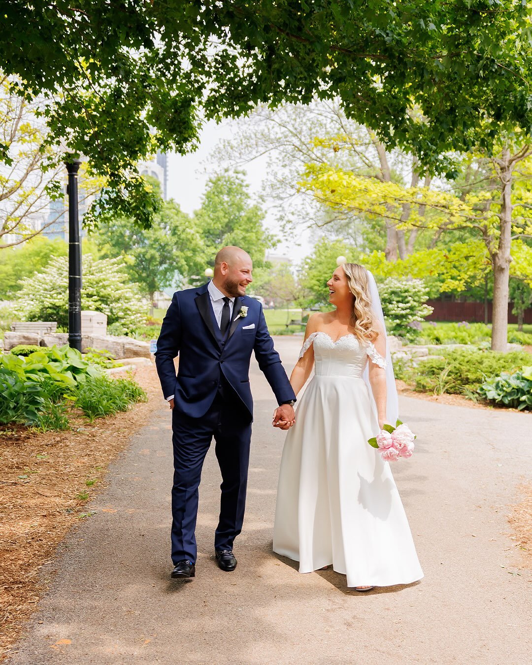 Shannon &amp; Scott did it right:

💍 Vows at the DTK Chapel
📸 Stroll through Victoria Park for the dreamiest photos
🍷 Steak and celebration just down the street at @thecharcoalsteakhouse 

One perfect little downtown loop of love &mdash; and yes, 