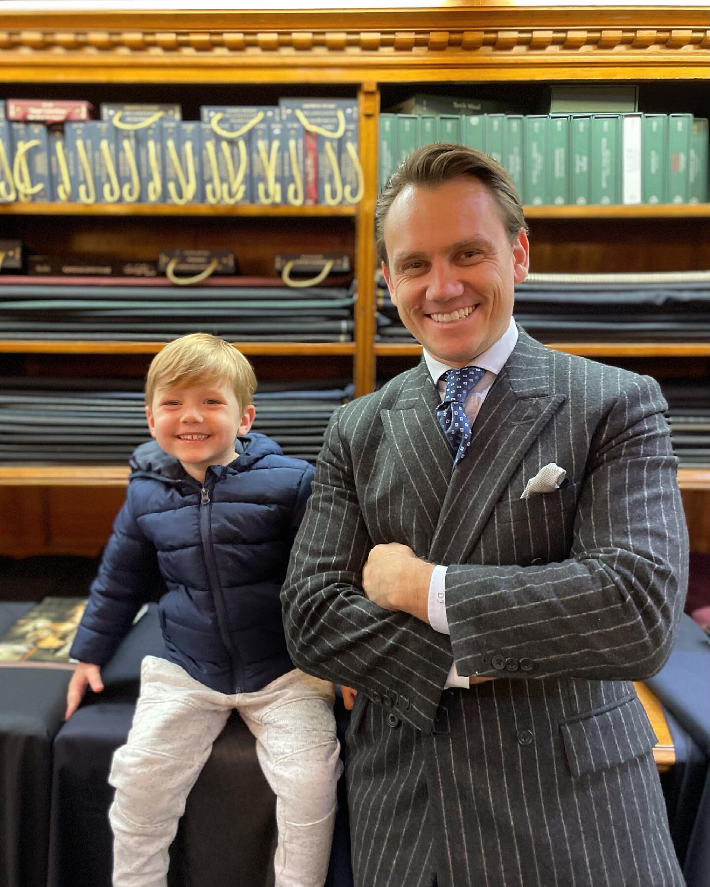 Surprise visit from my son Jackson today. Nothing better 😎 #sonofatailor #futuretailor Staying warm in my double breasted flannel chalk stripe suit. Cloth by @huddersfieldfineworsted #flannelsuit #chalkstripe #flannel