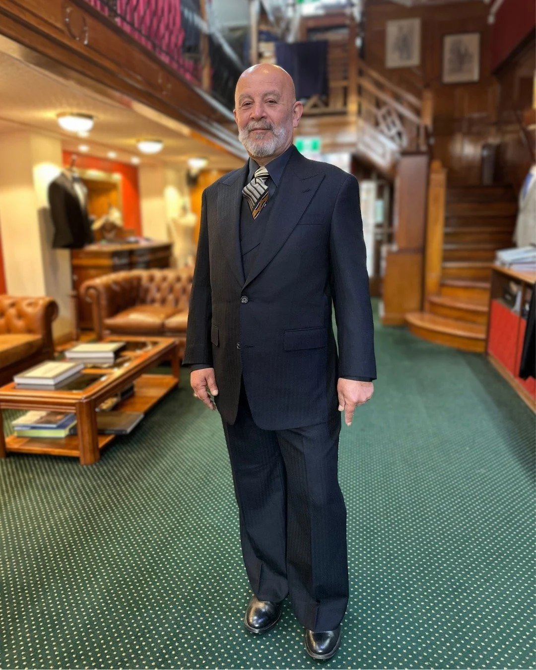 Final fitting for Savvas. 
Inspired by 70's tailoring, this three-piece features a single-breasted jacket with wide peak lapels, a double-breasted waistcoat and flared trousers for a bold retro silhouette. 
Swipe to see the baste fitting in progress.