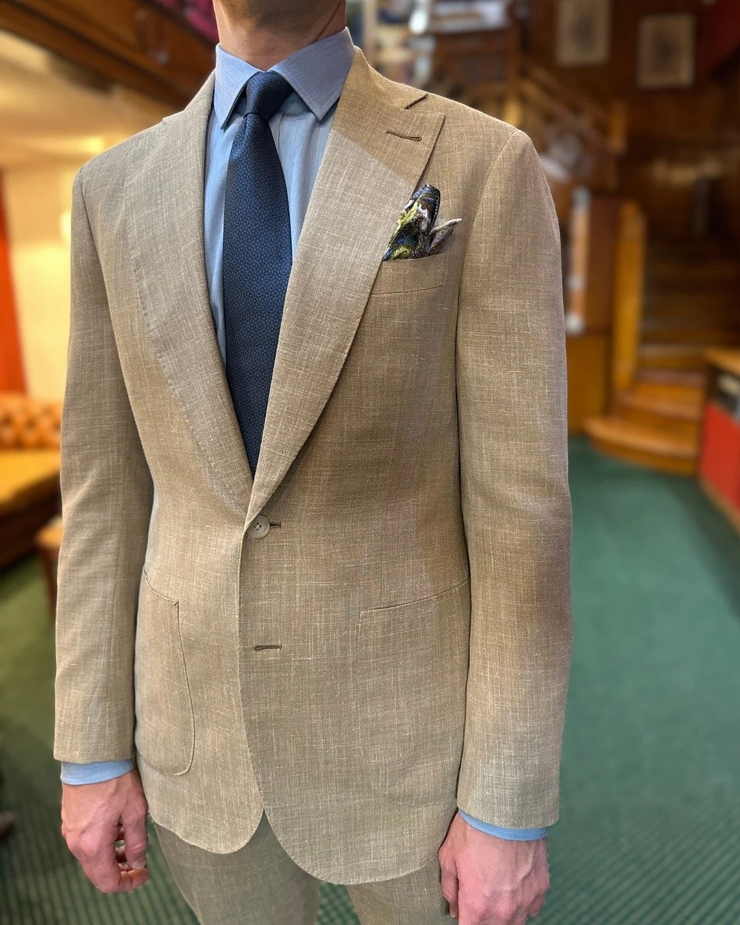 Final fitting for John.
Tailored in a wool, linen, and silk blend by @loropiana for effortless summer wedding guest style.

#BespokeTailor #WeddingSeason #SummerSuit #LoroPiana #MensStyle #SydneyTailor #BespokeGent #ZinkandSons