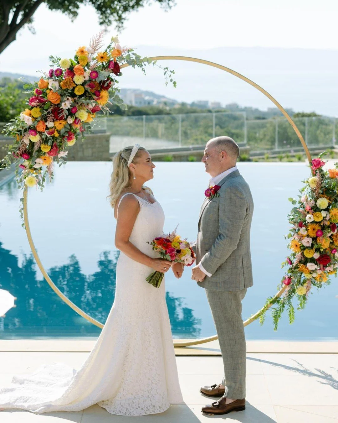 Peter and his wife on their wedding day.
The groom in a light grey overcheck by @loropiana a wool, linen, and silk blend cloth for breathable and effortless style.

#SydneyTailor #BespokeSuit #WeddingSuit #SydneyWeddings #BespokeGroom #LoroPiana #Tai