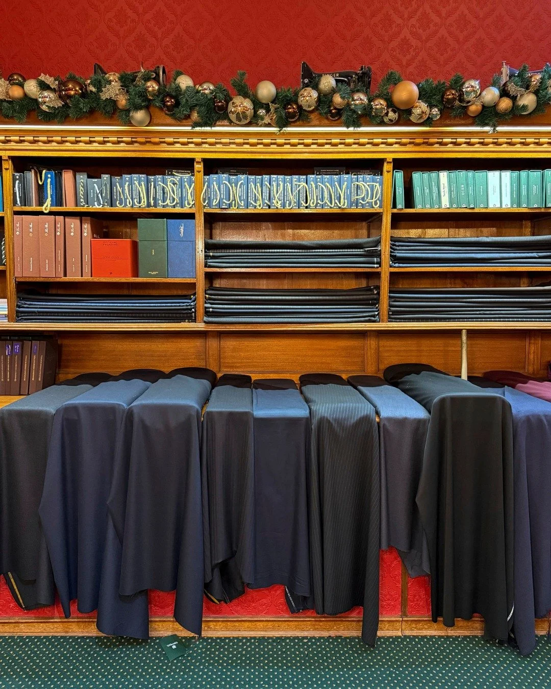 A Zink &amp; Sons bespoke voucher, a timeless Christmas gift.

Give the experience of craftsmanship this Christmas. From a tailored shirt to a bespoke suit, a Zink &amp; Sons voucher is a meaningful gift made to stand the test of time.
Send a DM or c