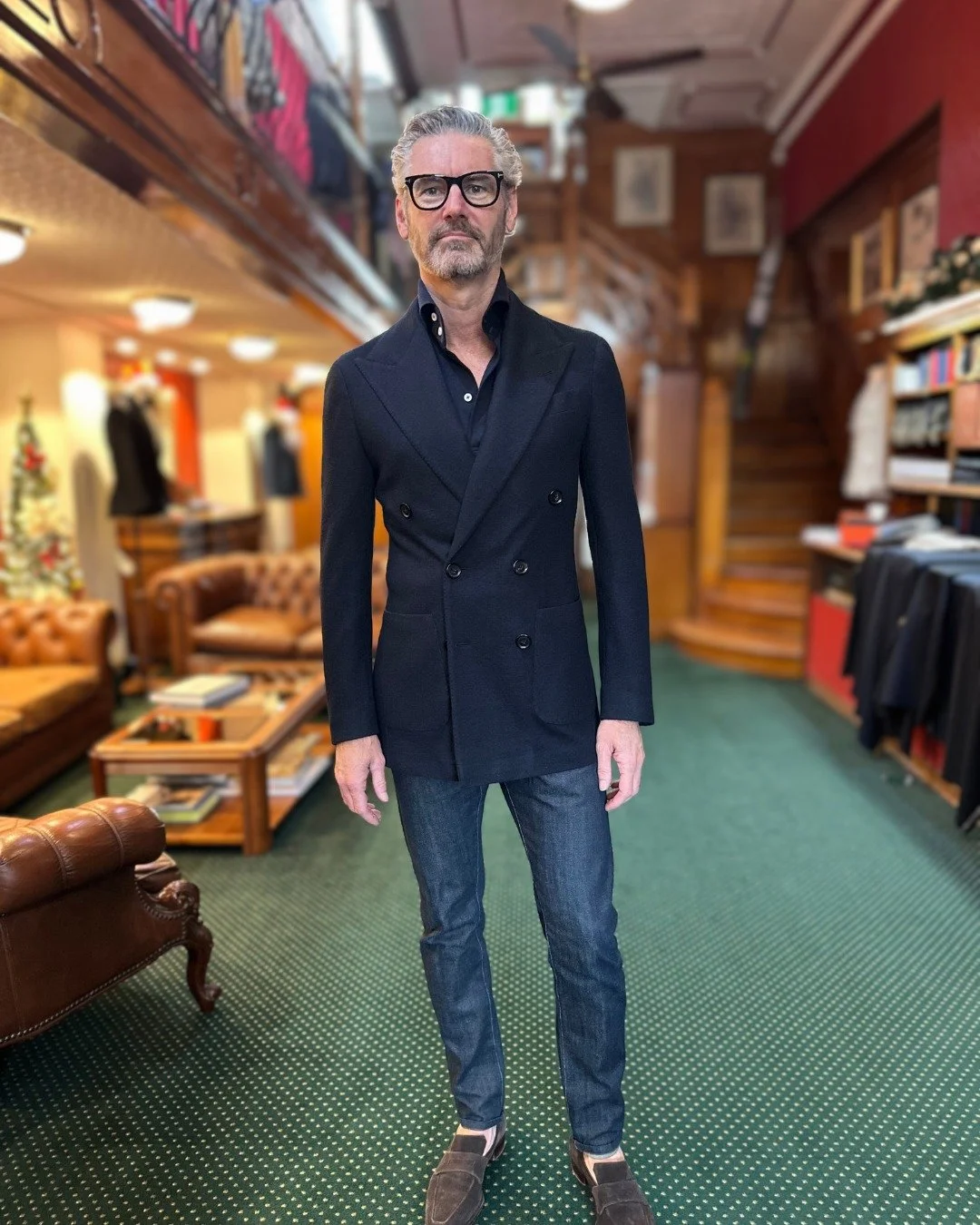 Final fitting for Sam.
A relaxed take on tailoring in a luxurious cashmere jersey cloth by @piacenza1733 
Unlined, double breasted, with a 290g weight that works comfortably all year round.

#SydneyTailor  #BespokeTailoring  #MensStyleSydney