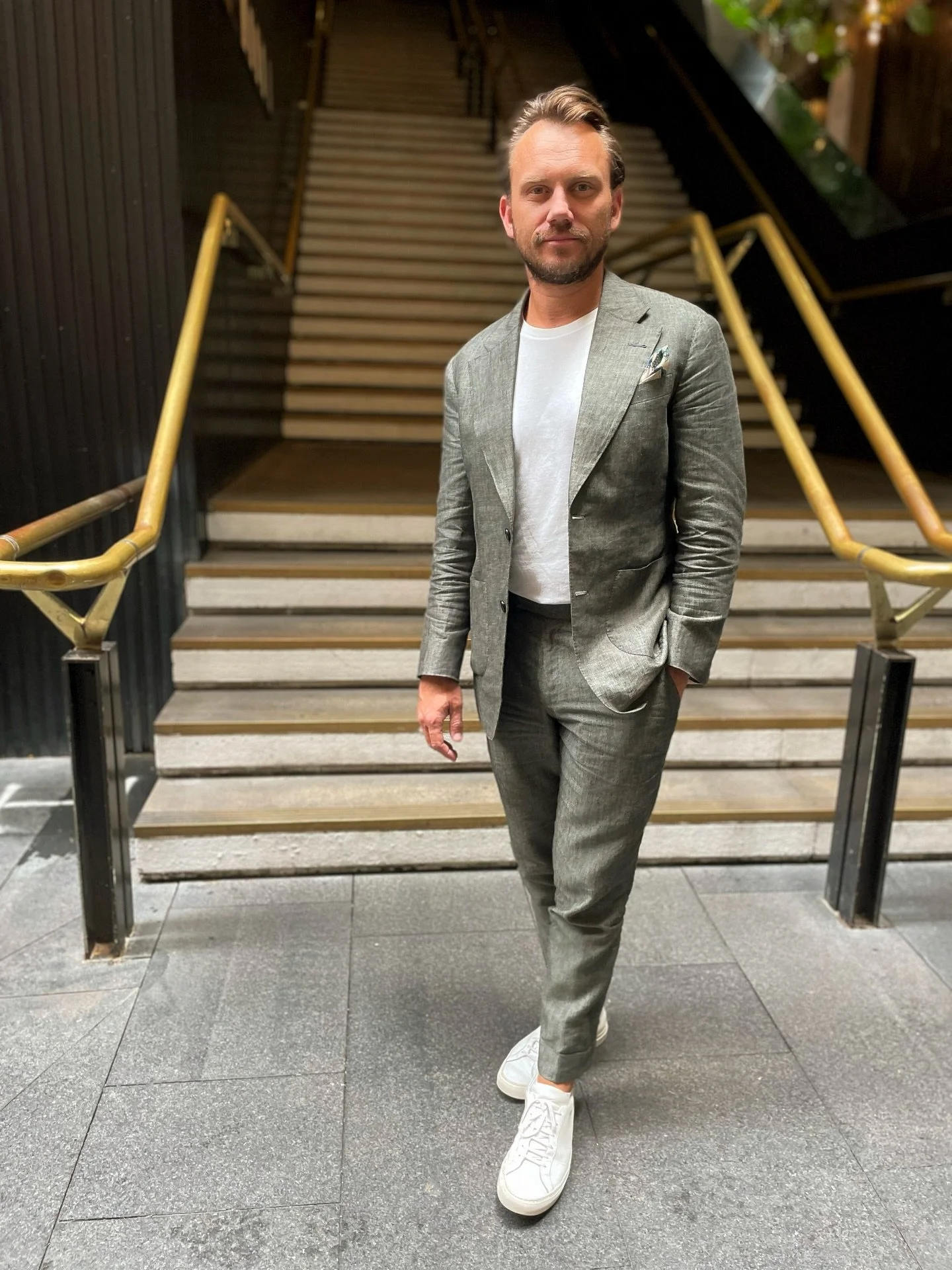 Tailoring, worn your way.

Linen blends bring an effortless approach to tailoring, easily dressed up or down.

#TailorSydney #BespokeTailorSydney #MenswearSydney #ModernTailoring #ZinkAndSons