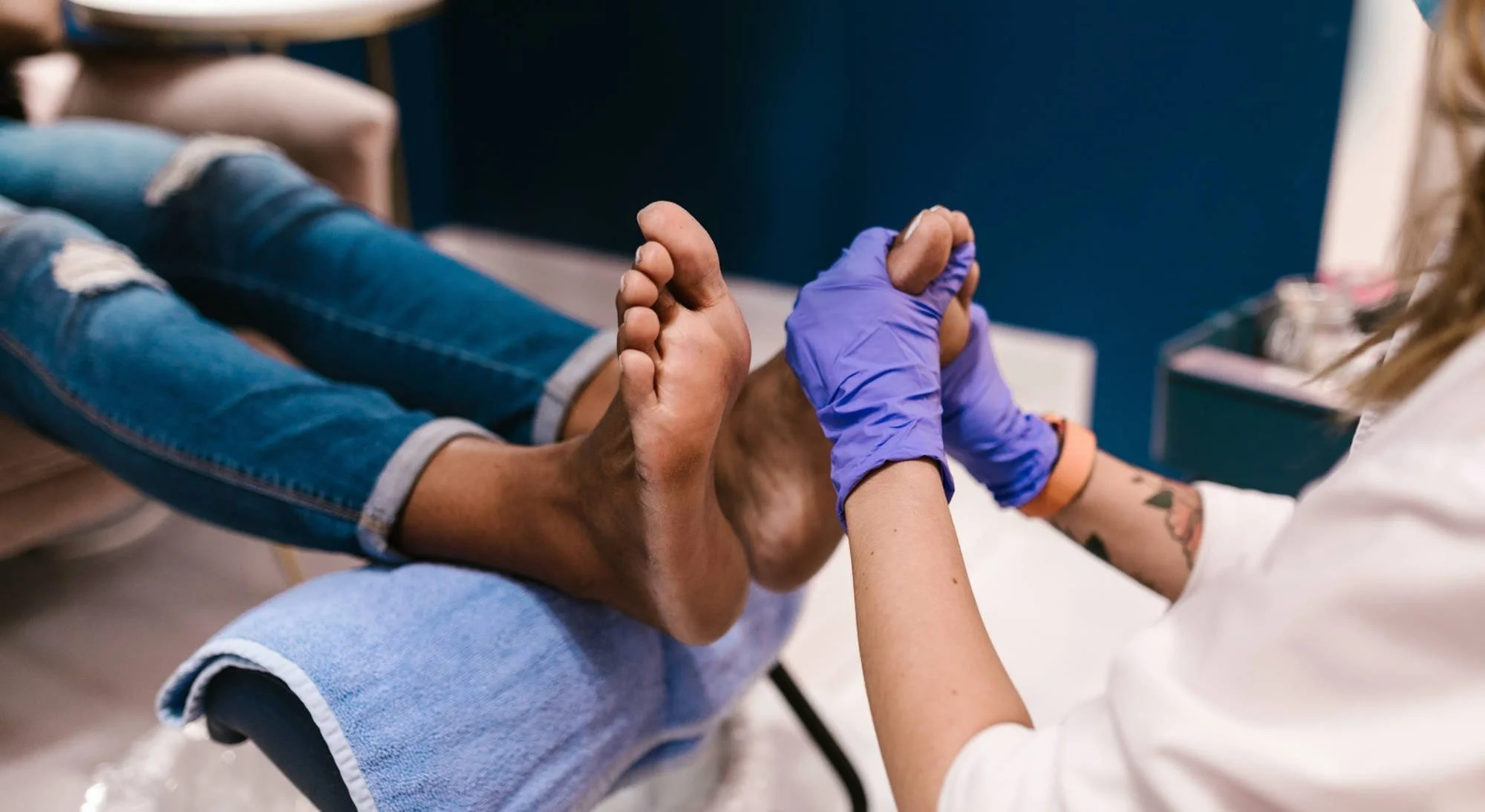 Nail fungus treatment at podiatrist to get rid of fungal nail infection.