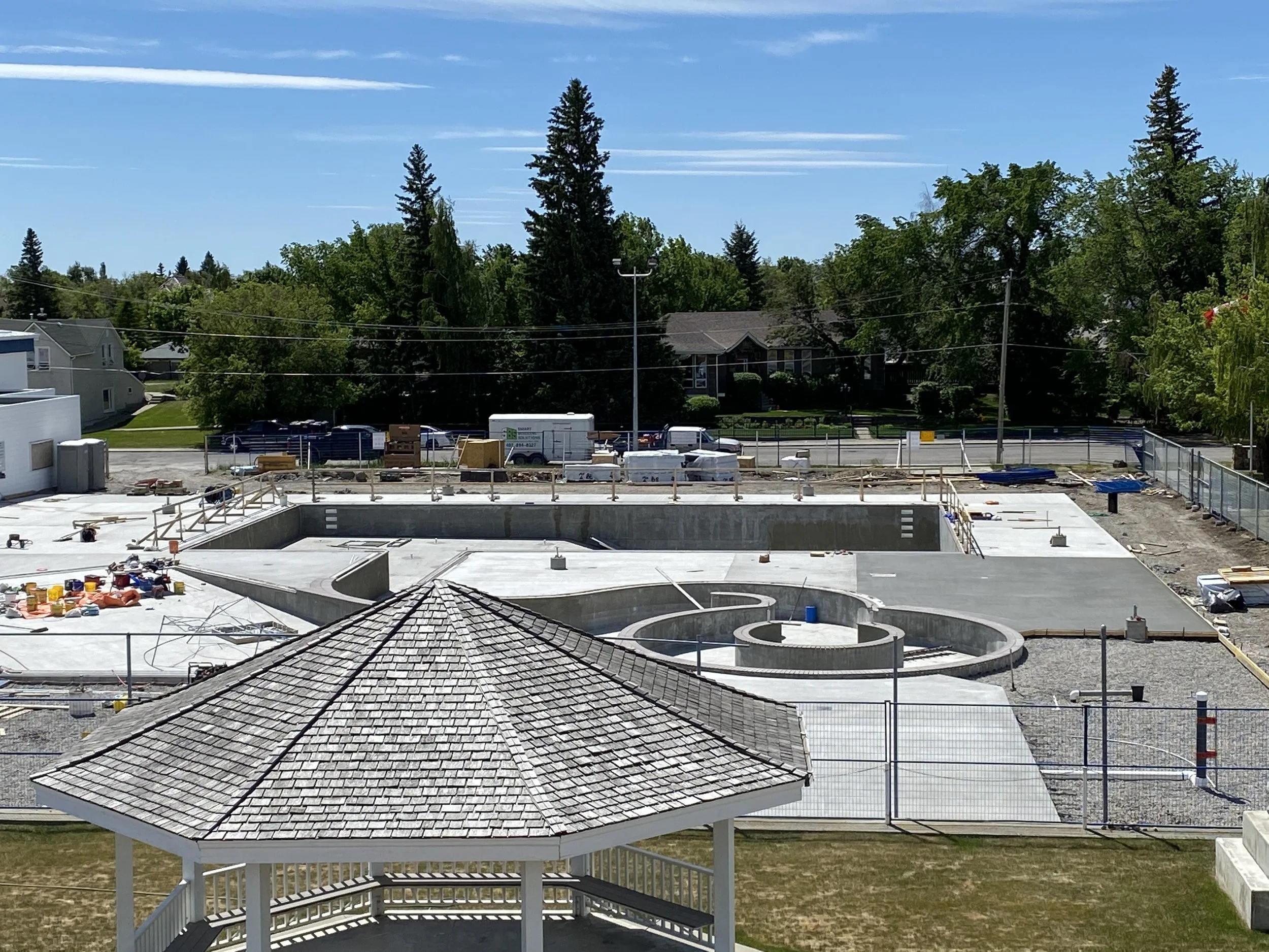 21 - FM Pool.jpg
