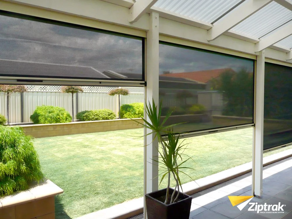 Ziptrak Outdoor Blind -11.jpg
