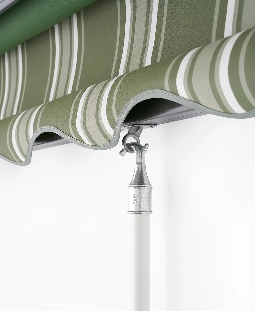 TWC_Awning_StraightDrop_Gallery3_zoom.jpg
