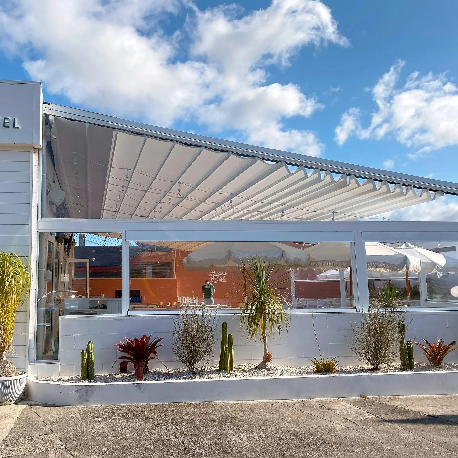 Aristo Retractable Pergola
