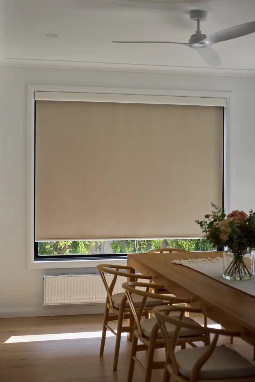 Norman Soluna Roller Blind - Light Filtering