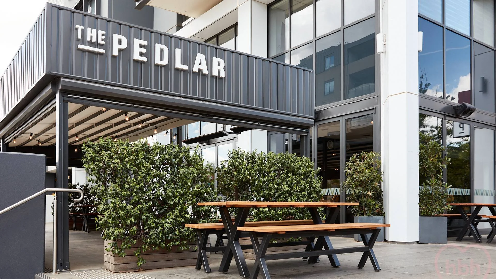 CBI Blinds OZTECH Retractable Roof Install - Campbell The Pedlar.jpg