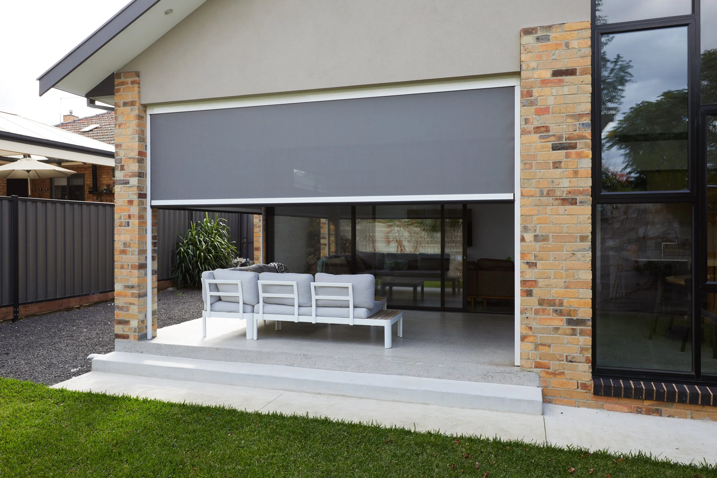 Zipscreen _  Outdoor blinds  (222).jpeg