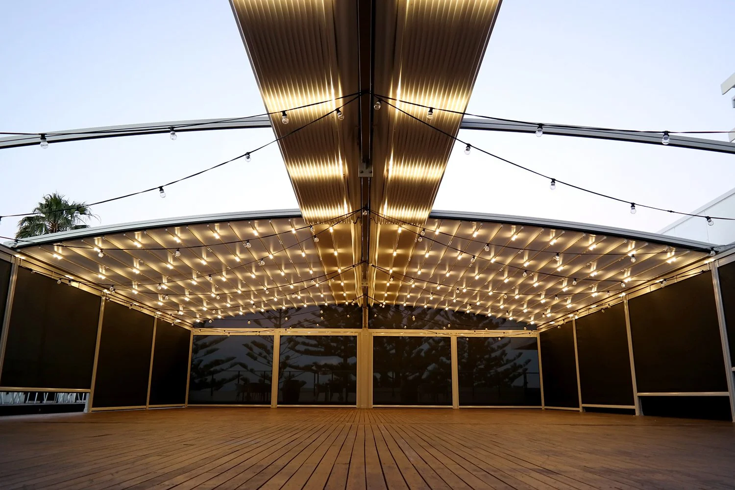 Halo Retractable Pergola