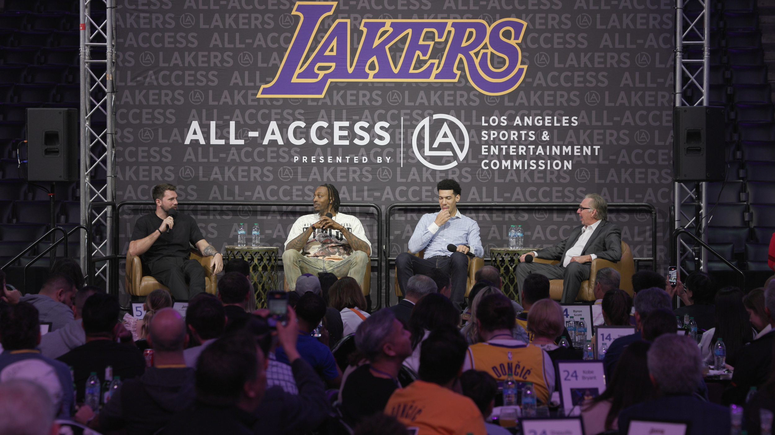 MAIN QE.1.00_01_03_19.Still001.png