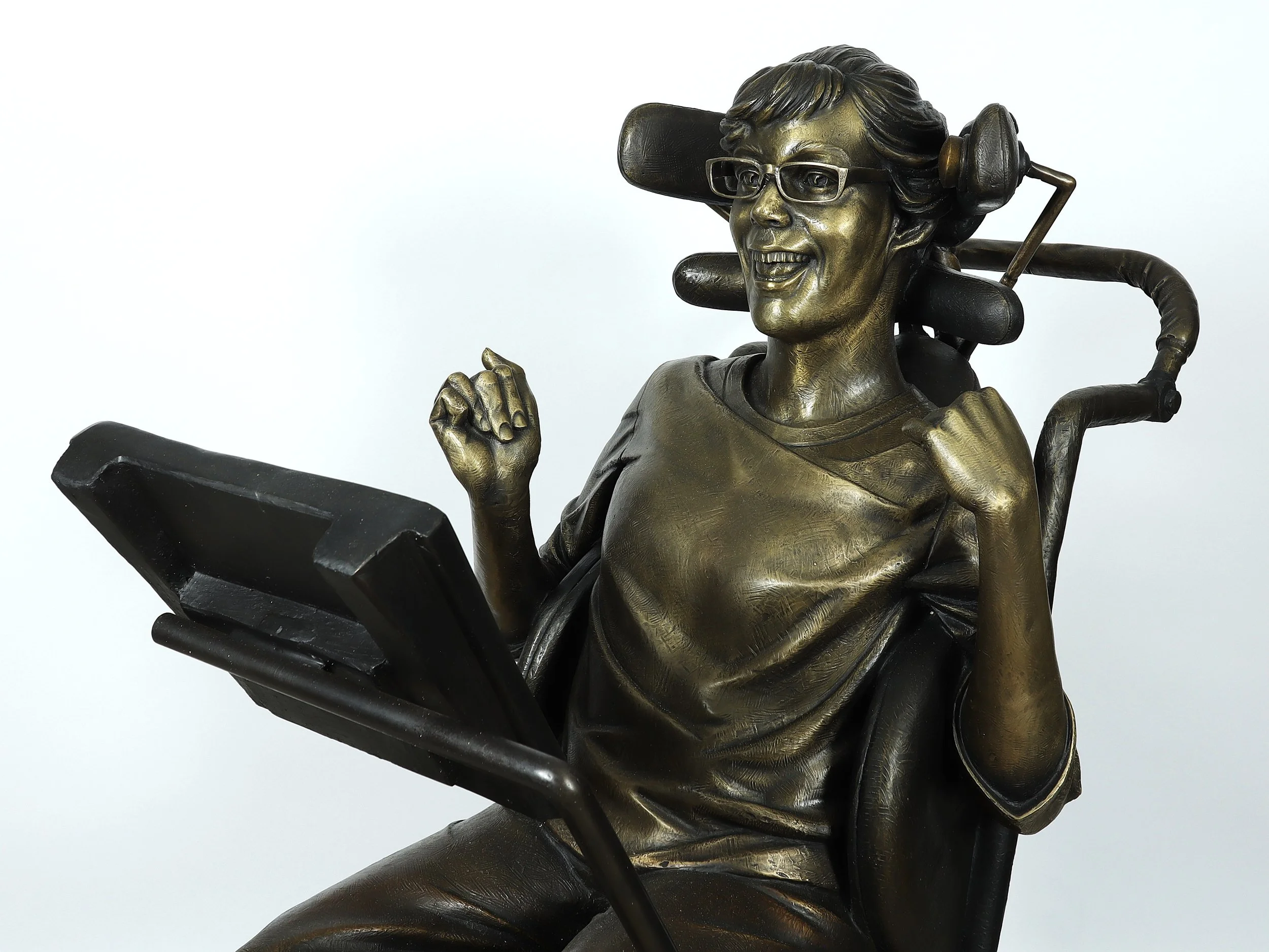 Lifesize sculpture of Melissa Seefeldt