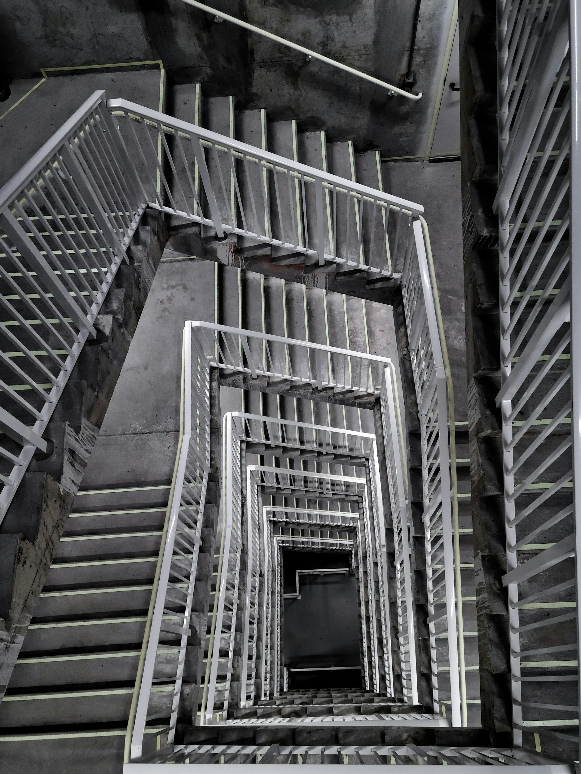 10 Ways to Job Search  (Beyond Just Applying Online)