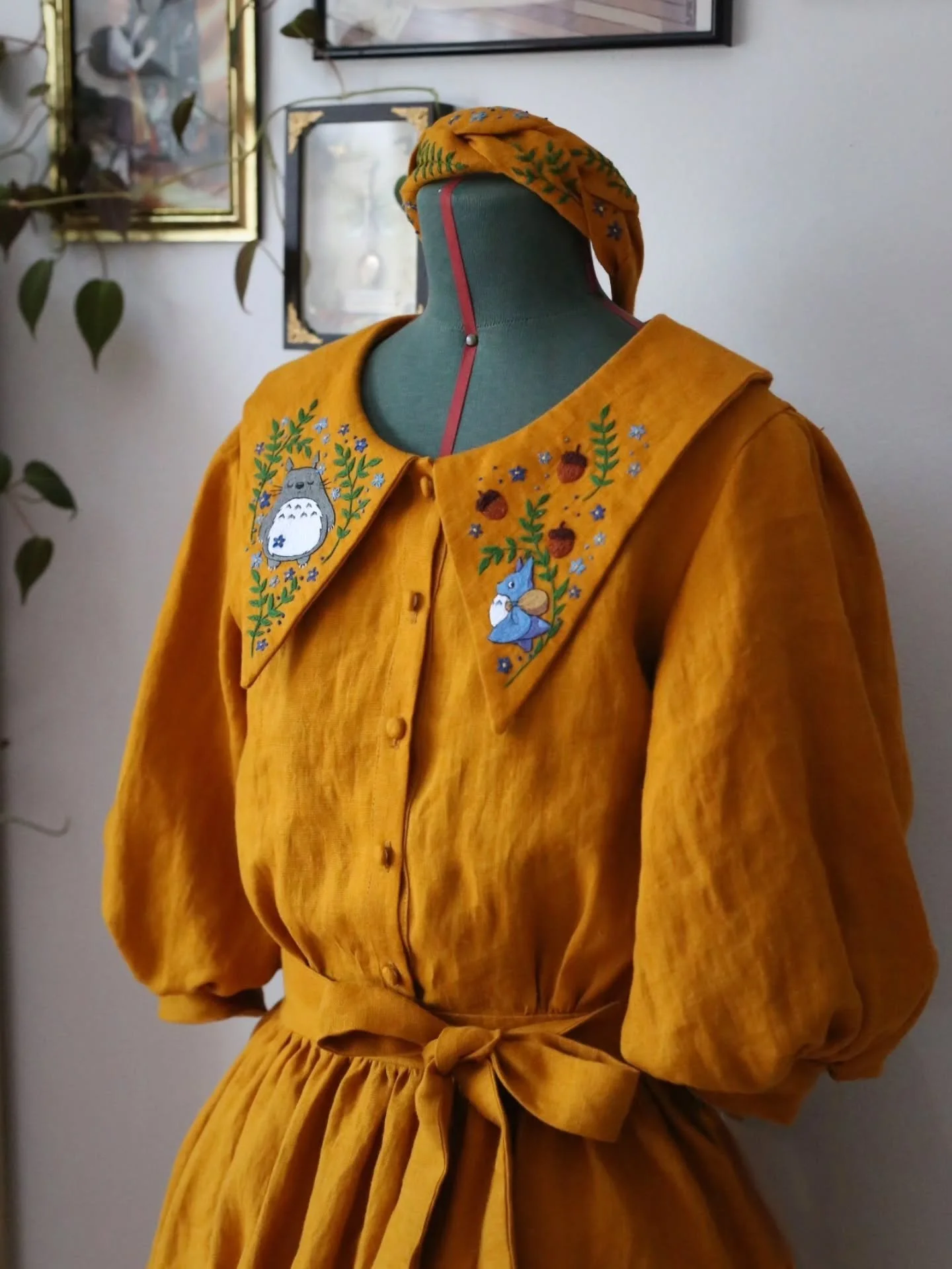 Imagine taking a nap on Totoro's belly, surrounded by flowers. It would be the best nap ever! 🌱

This color combo is just so delicious! The mustard yellow linen also looks stunning in photos.  I've noticed hay green is quite hard to capture, but yel