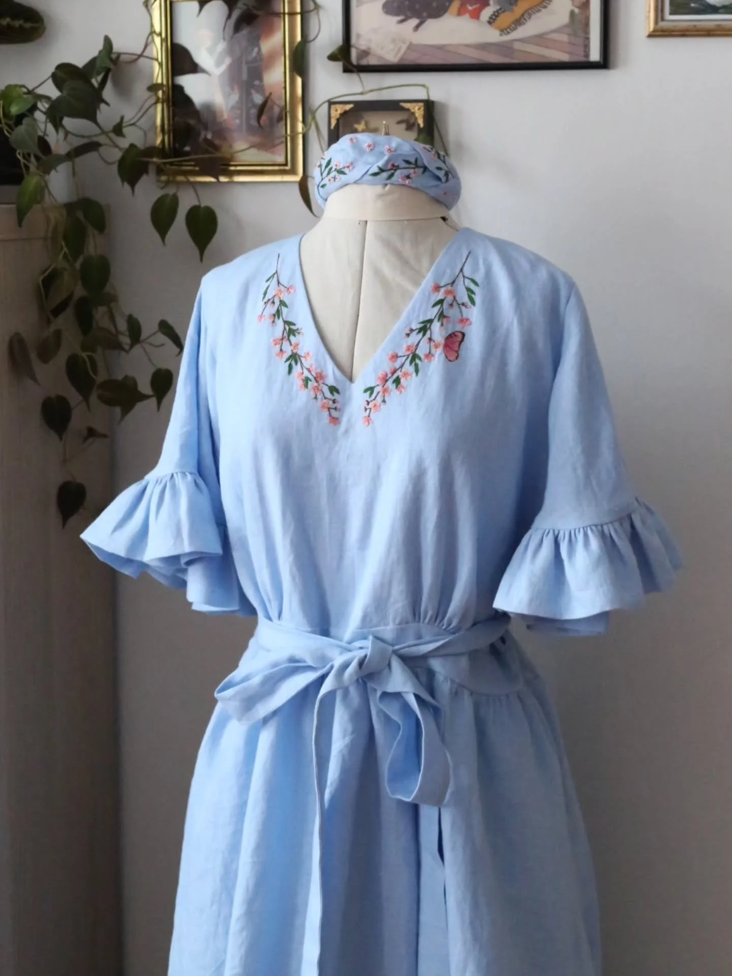 Spring fairy dress 🌟🪡🧚🏼&zwj;♀️🌸

This customer from UK sent me such a wonderful email after trying on the dress that it made my entire week 🥹🩷

I'm currently taking a week long break from work. This is my first actual vacation since 2024 😅
I 