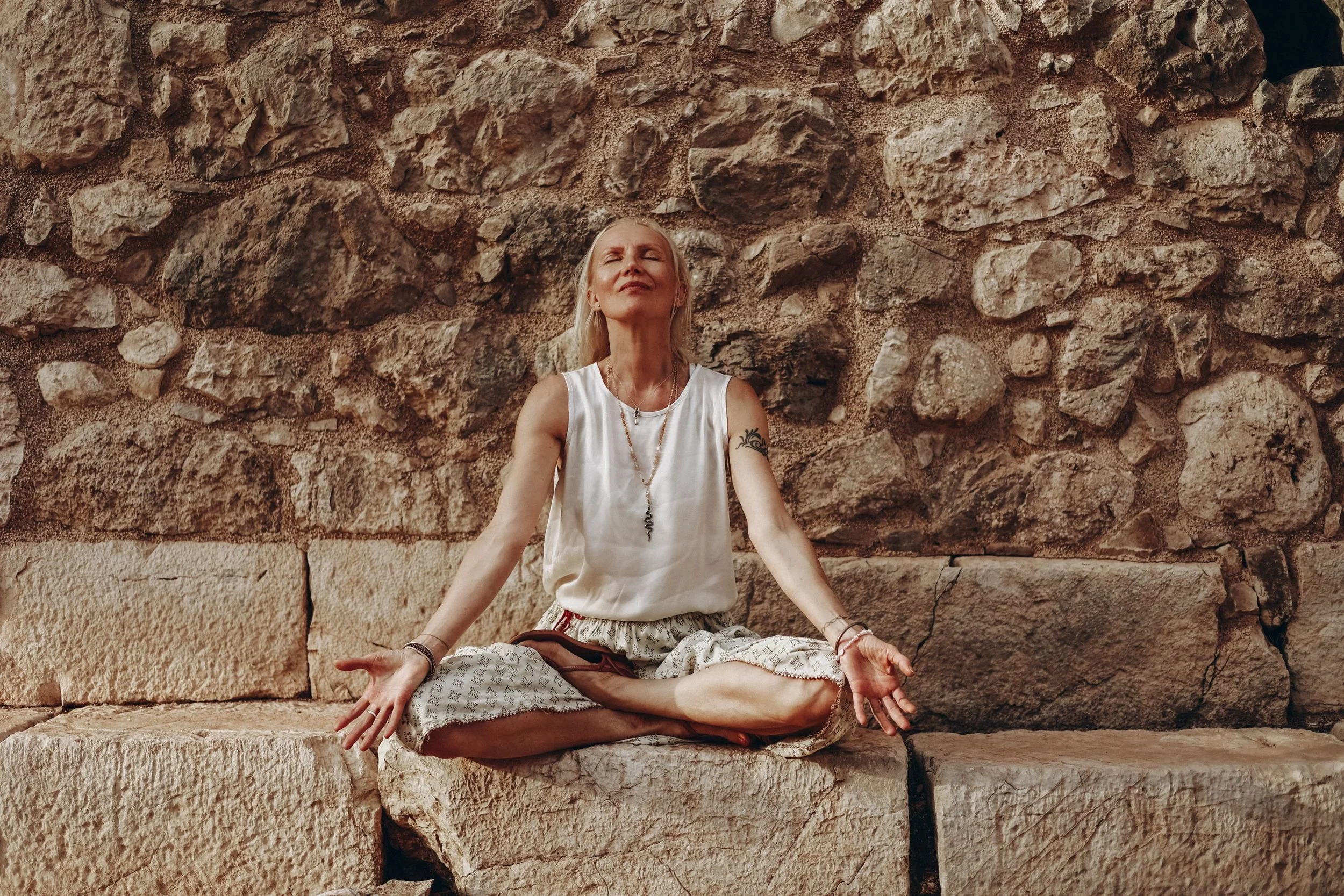 SHE SHINES women Jewelry & Meditation Retreat