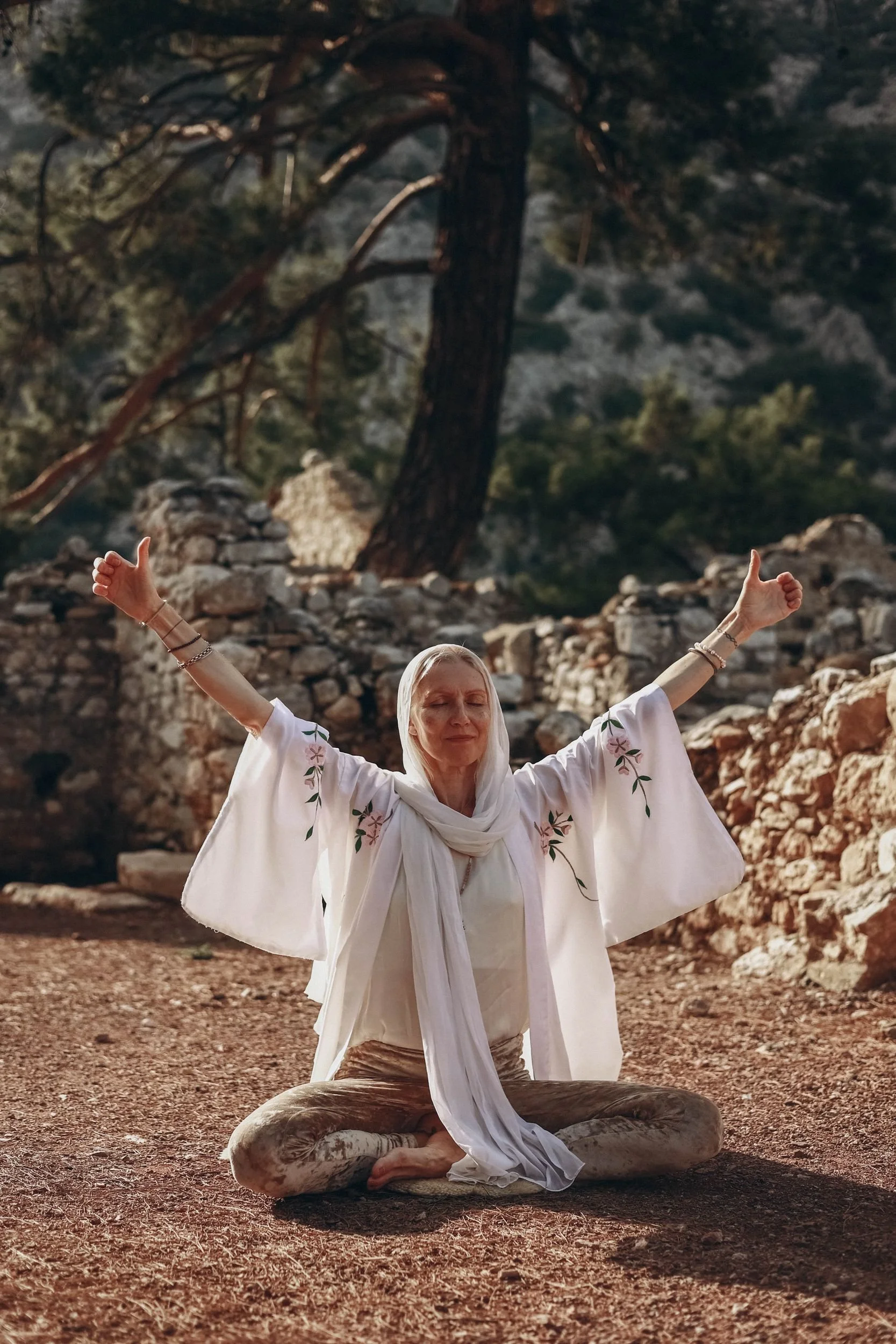 “Inner Strength Awakening” Morning Meditation Series PRESENT CLASS