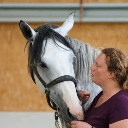 Isabelle et valkyrie sur l'accompagnement symbiose