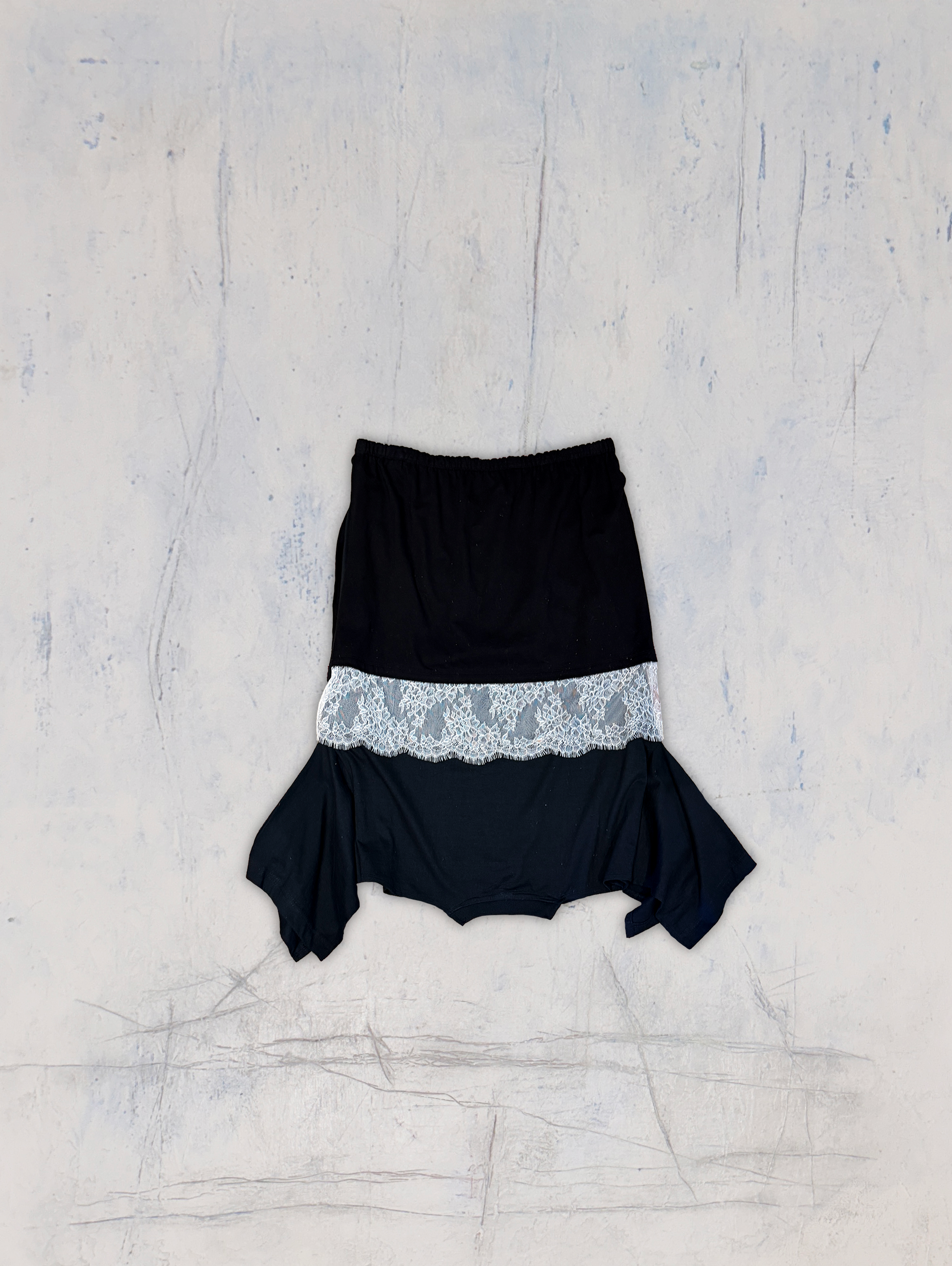 black lace skirt 01 BACK.png