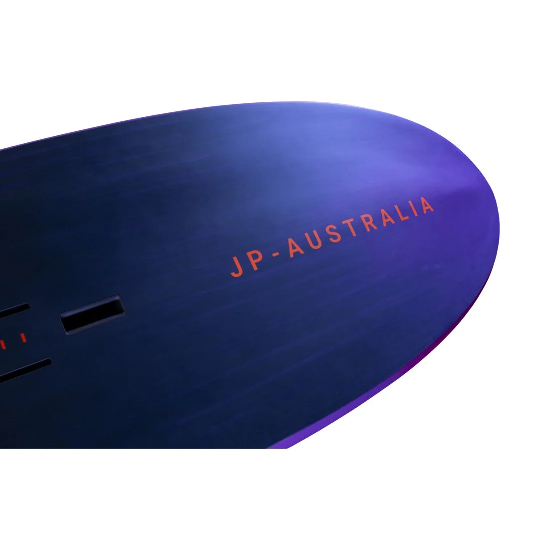 JP Australia XR Pro Foilboard Nose Unterseite mit JP-Australia Branding