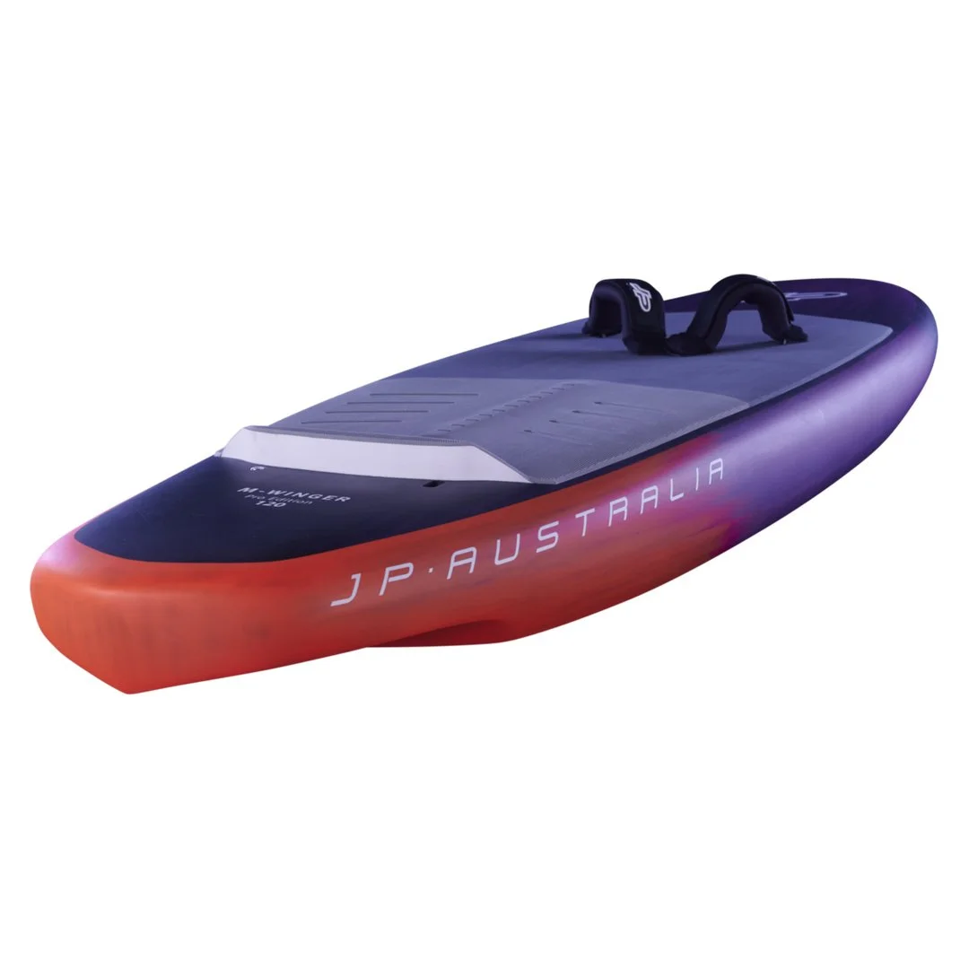 JP Australia M-Winger Pro Wingfoil Board – Frontansicht schräg Deck
