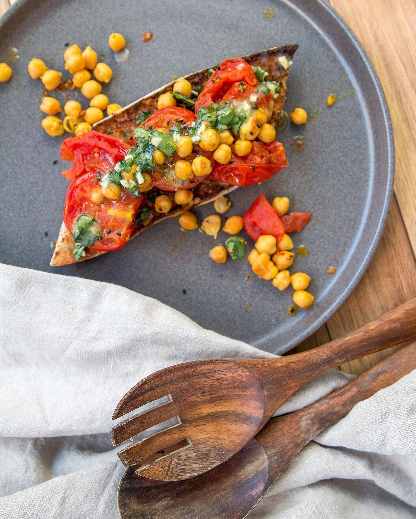 Our mouths are watering looking at @esthermclark&rsquo;s #tomsontoast recipe with roasted tomato, spiced chickpea and coriander butter. It's fresh, delicious and healthy and perfect as a light snack or quick evening meal #BTF21
 
Roasted Tomatoes &am