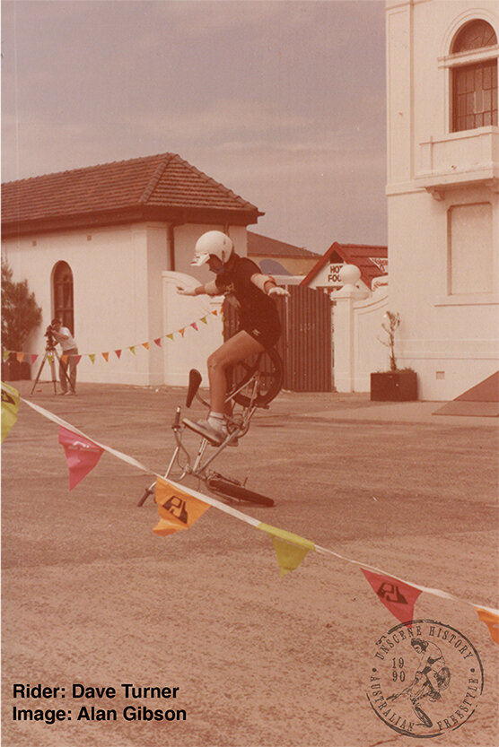 1986_04_06 SOUTHERN CROSS FREESTYLE COMPETITION DAVE TURNER AG WM.jpg