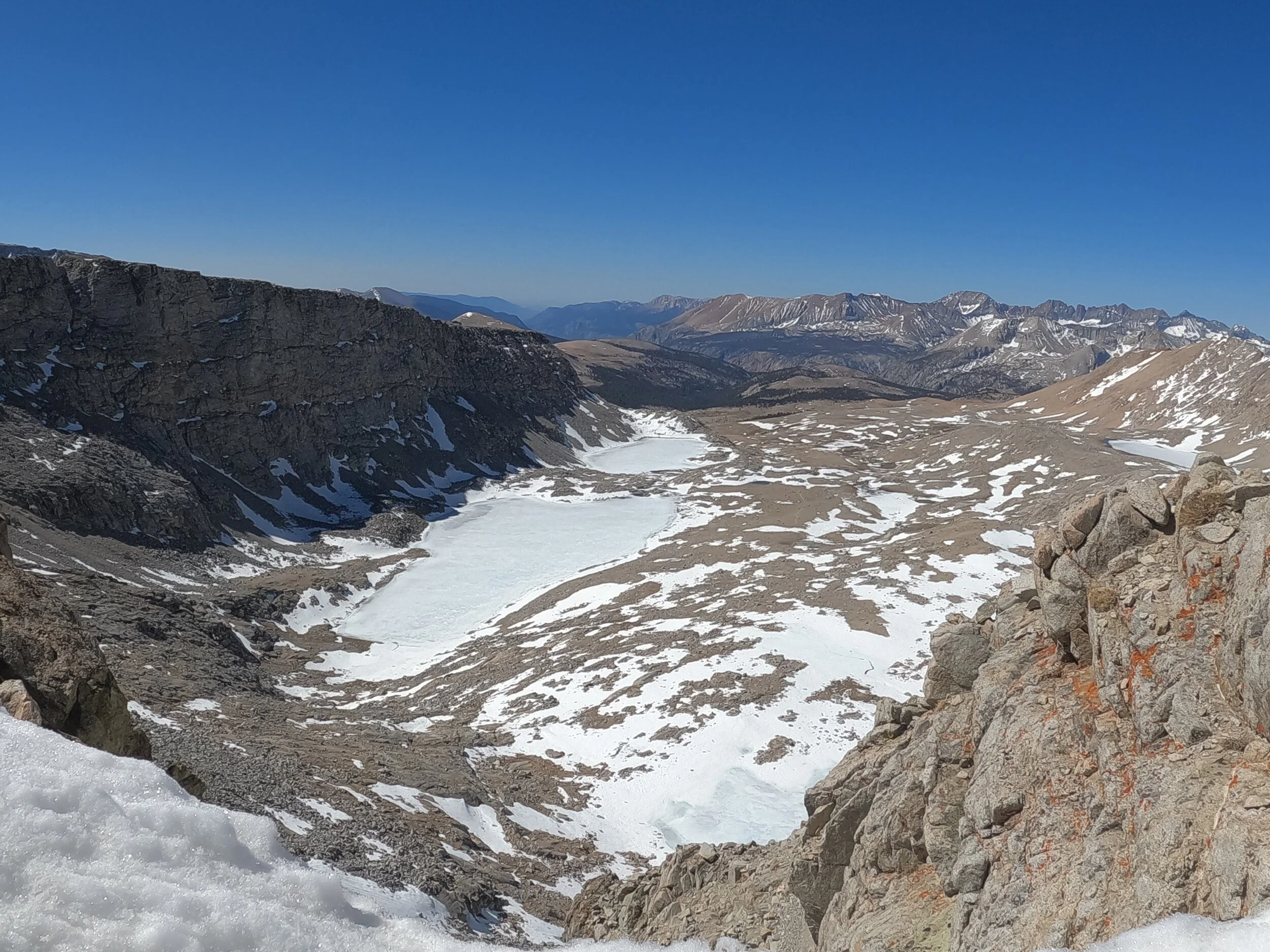 The climb up was followed by a nine mile descent, but the views were so good I hardly noticed the miles going by. Before I knew it, I was at the junction to leave the PCT via Kearsarge Pass.