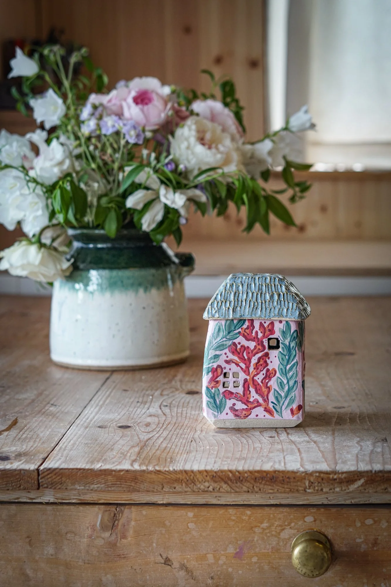 wax-cottage-coral-03.JPG