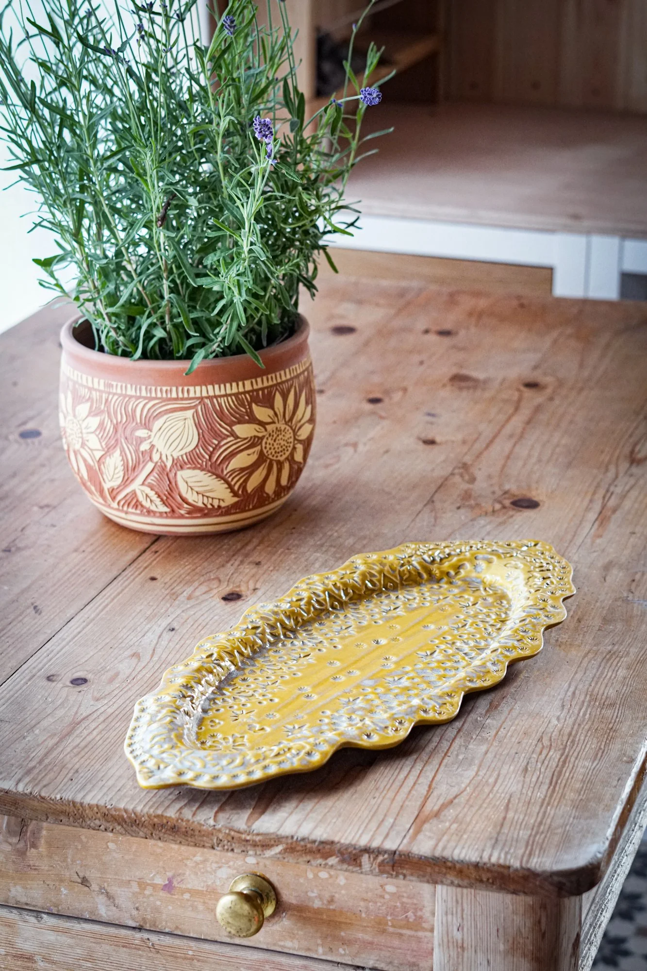 BlankEarth-CelestialPlatter-yellow-04.JPG