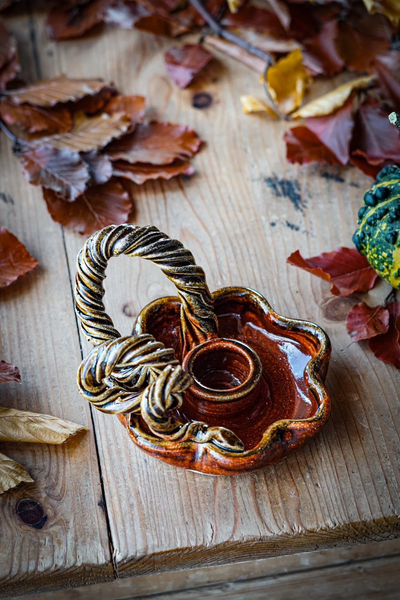 BlankEarth-pumpkin-candle-brown-3.JPG