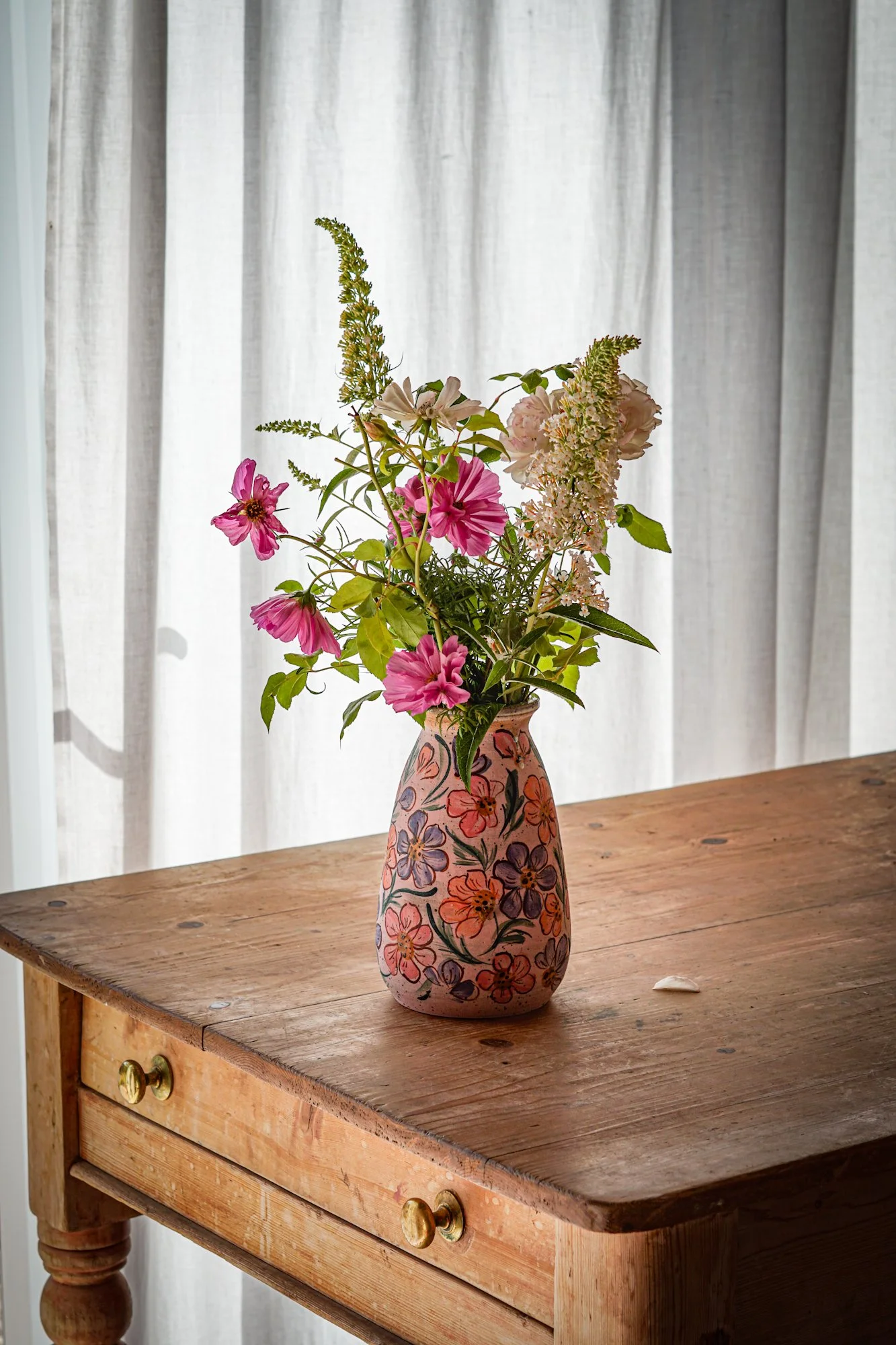 BlankEarth-vase-cosmos-2.JPG