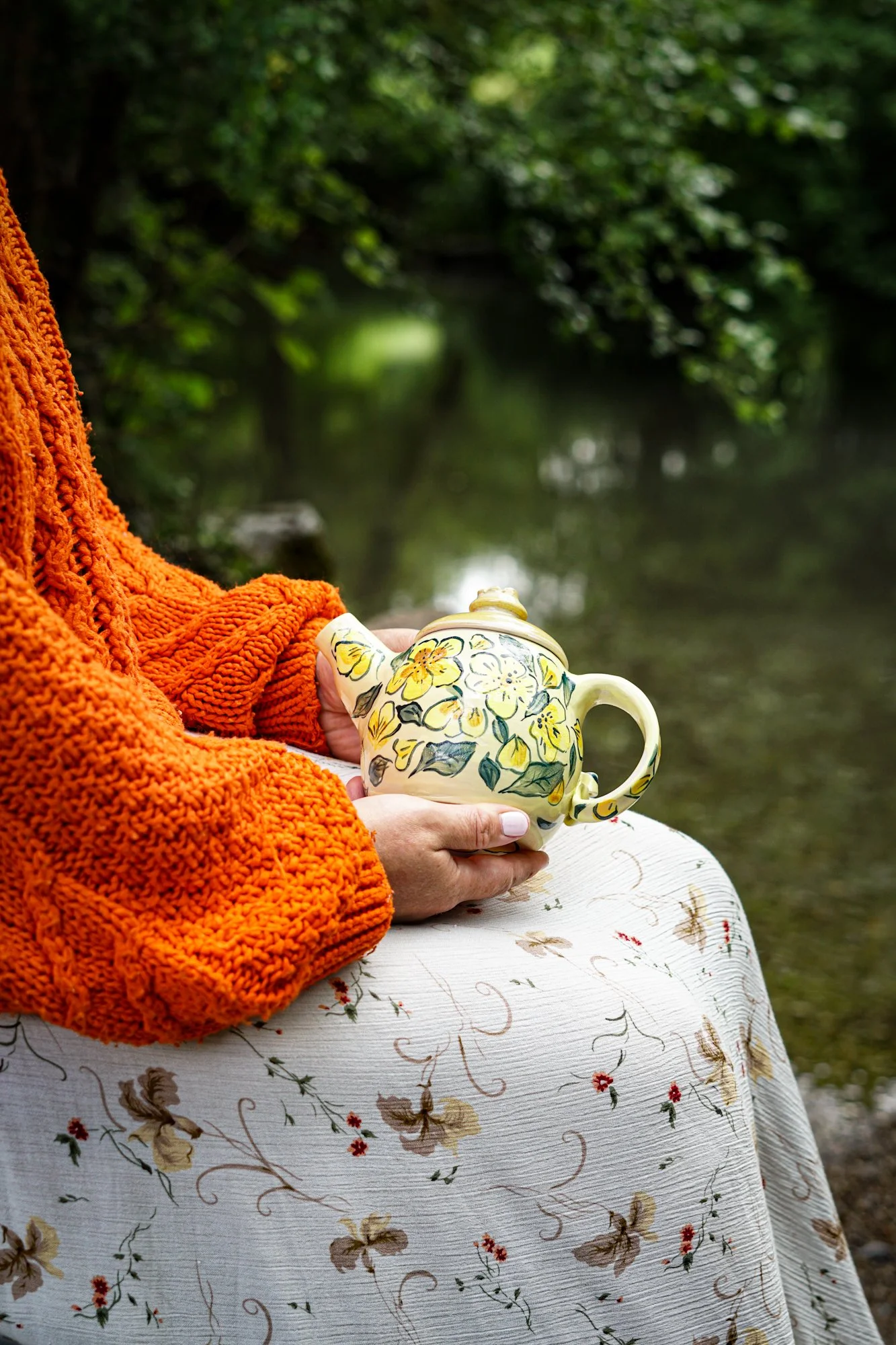 teapot-buttercup-1.JPG