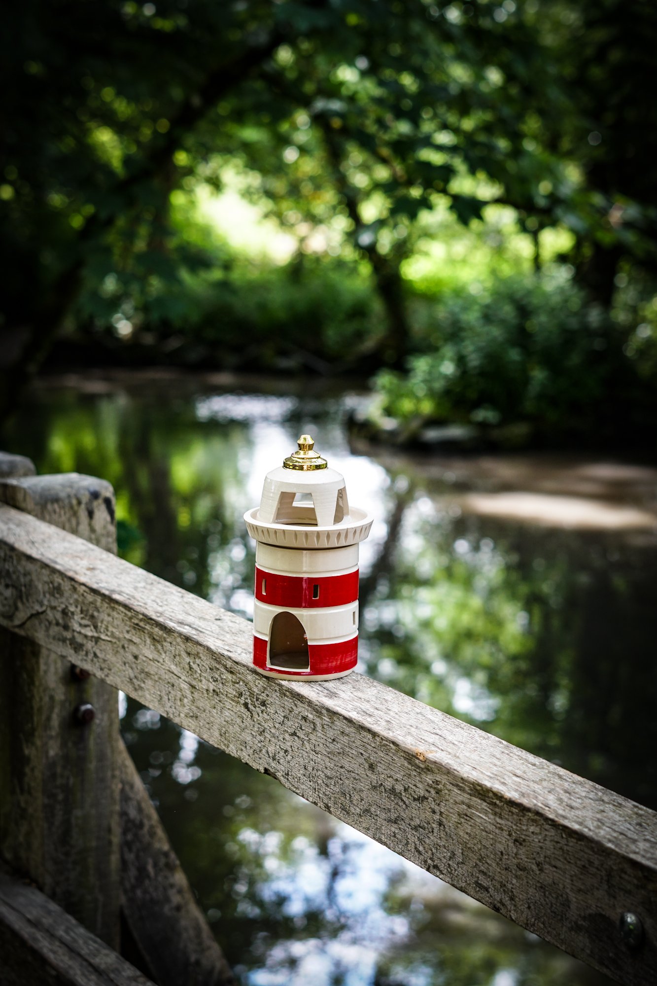 lighthouse-red-02.JPG