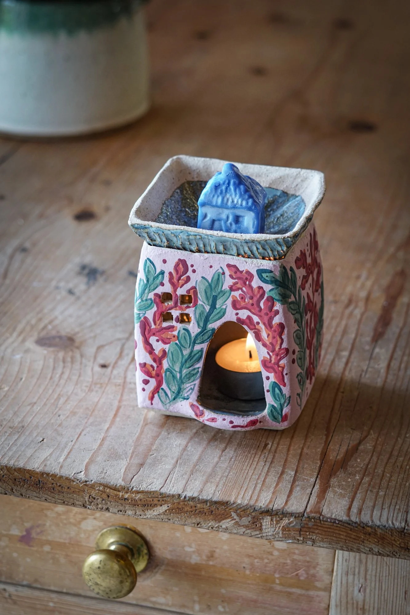 wax-cottage-coral-10.JPG