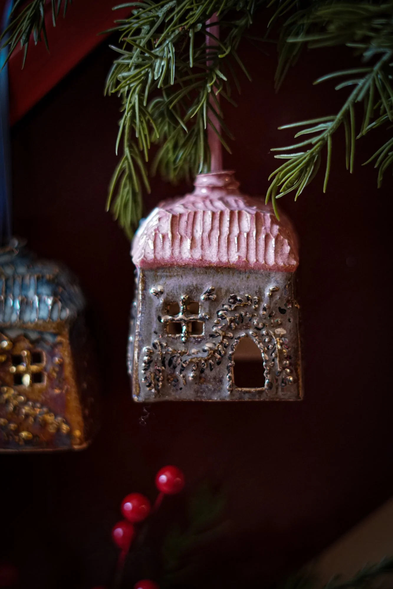 xmas-cottage-pink-02.JPG